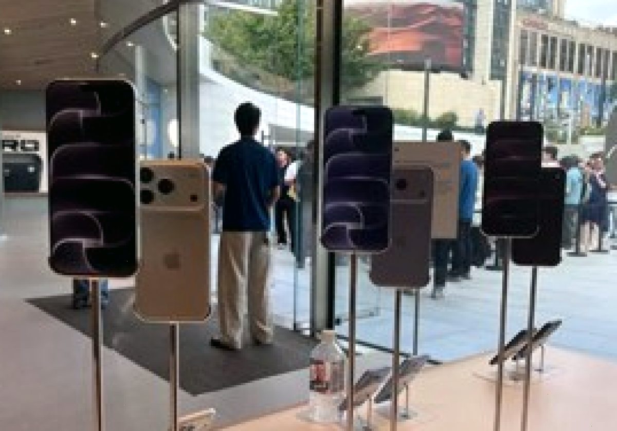 爱思助手_服务支持站_i4tool售后与教程：爱思助手：iOS 27 Beta 5 版本测评（封面配图）